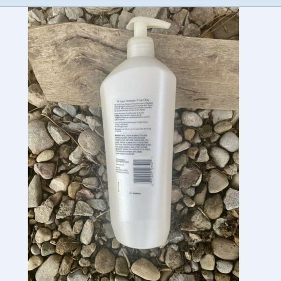 Olay Quench Bottle Sensitive Body Lotion 20.2 oz - Picture 4 of 4